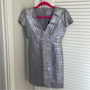 COPY - Classic Herve Leger